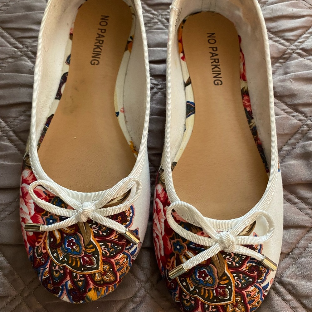 No parking floral flat shoes